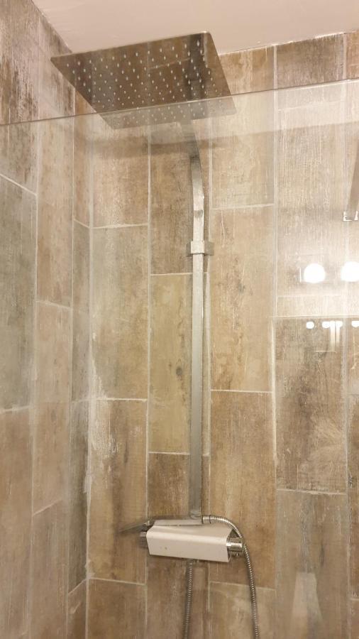 Locap Studio Apartment Agde Bagian luar foto